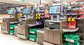 PT-Serie HMI-Touchscreens am Point-of-Sale im Supermarkt